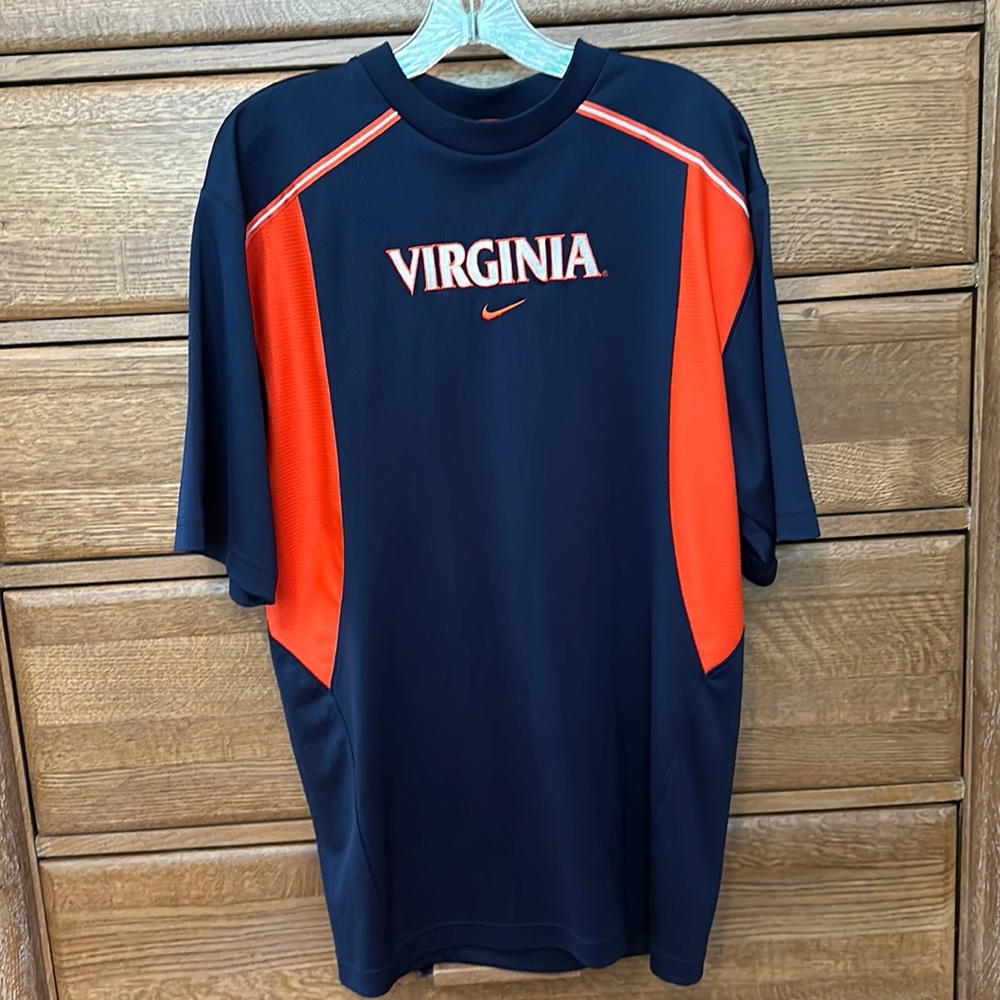 Uva fan shirt